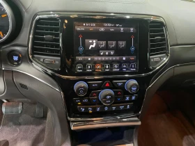 Jeep Grand cherokee 3.6 V6 ! Overland !, снимка 15