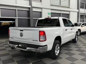Обява за продажба на Dodge RAM 1500 Big Horn CARPLAY* ПОДГРЕВ* CAM* KEYLESS*  ~38 800 лв. - изображение 4 | Auto.bg Обява за продажба на Dodge RAM 1500 Big Horn CARPLAY* ПОДГРЕВ* CAM* KEYLESS*  ~38 800 лв. - изображение 4