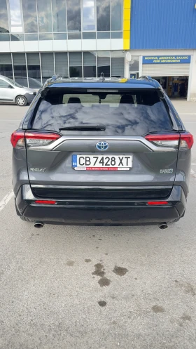 ����� �� �������� �� Toyota Rav4 Plug in hybrid 4x4