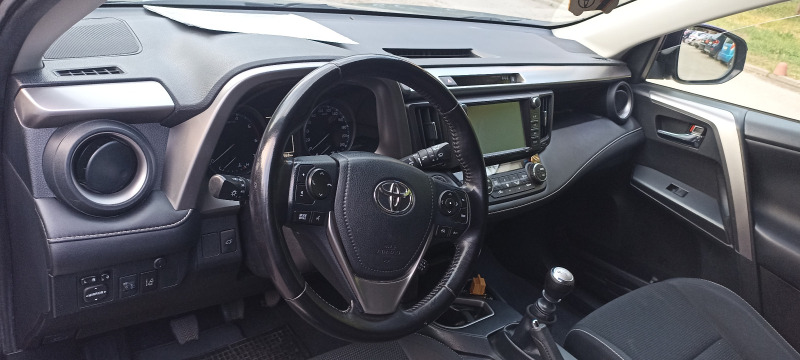 Toyota Rav4 2.0 d4d , 2016г. , снимка 13 - Автомобили и джипове - 45786151