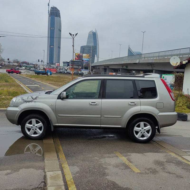 Nissan X-trail 2.2 DCI, снимка 4 - Автомобили и джипове - 48267586