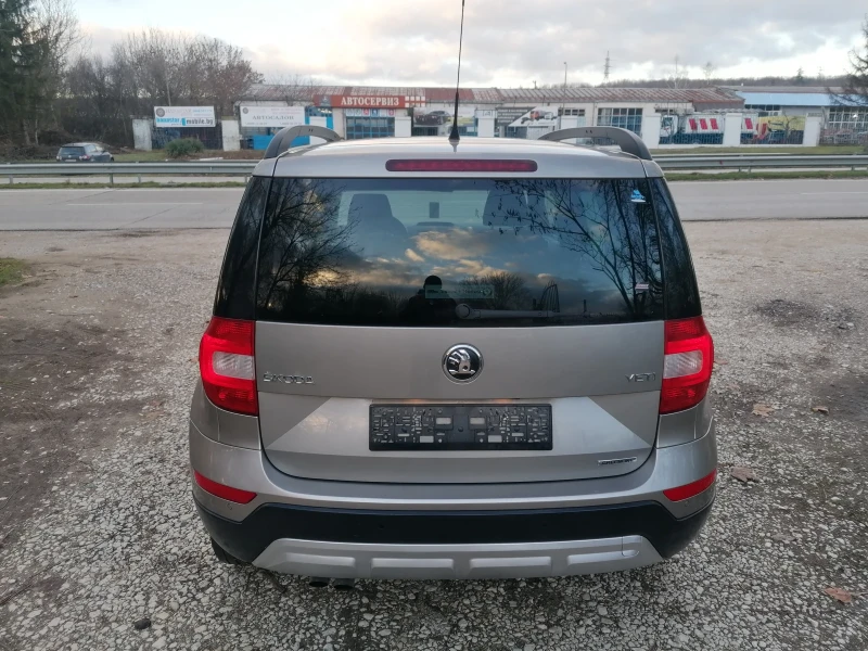 Skoda Yeti 1.6 105kc Greenline, снимка 6 - Автомобили и джипове - 48324374