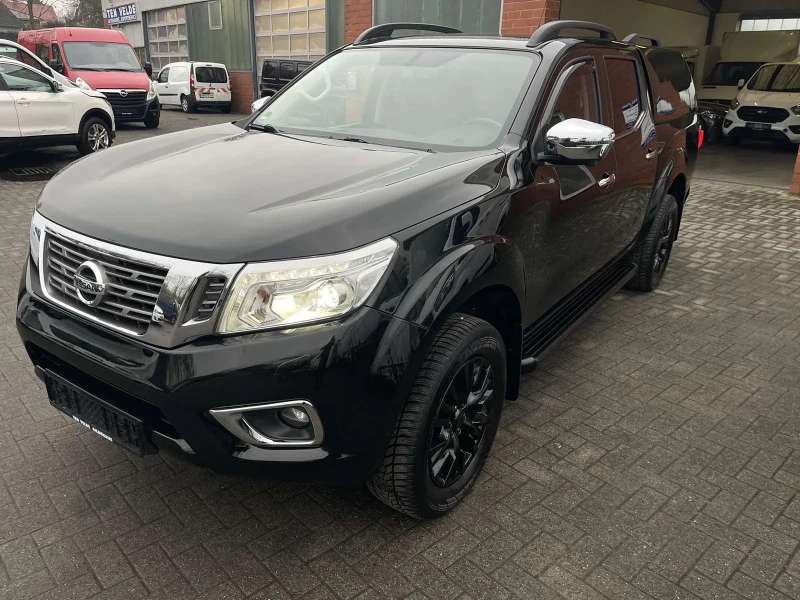 Nissan Navara 2.3D-190kc, снимка 3 - Автомобили и джипове - 49088908