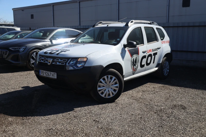 Dacia Duster 1.5dCi 4x4 Camera Navi 6Speed #iCarbg 230Kkm MY16, снимка 1 - Автомобили и джипове - 49390911