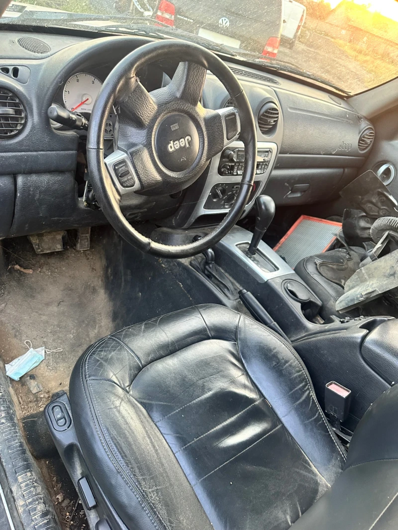 Jeep Cherokee, снимка 5 - Автомобили и джипове - 51485236