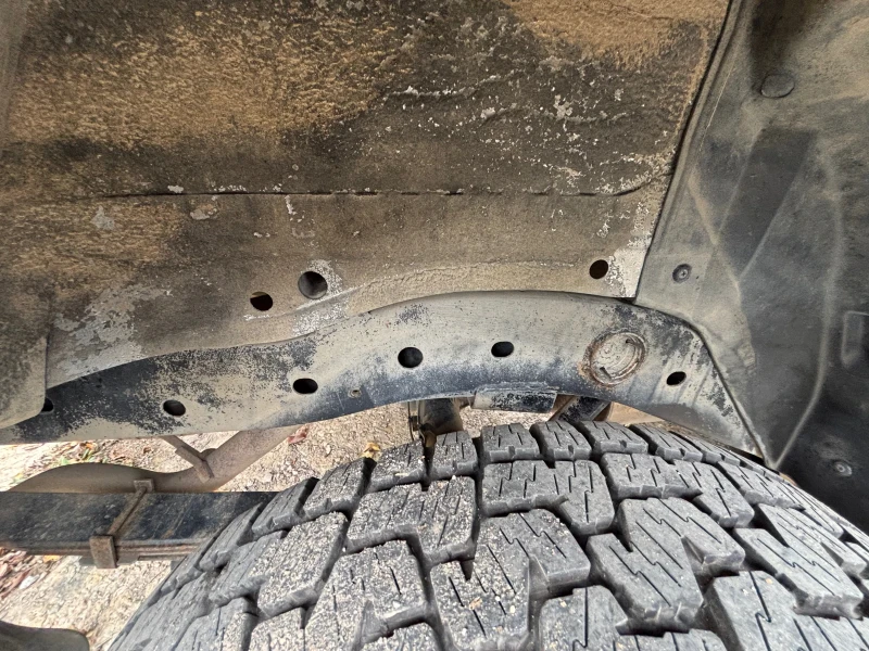 Mitsubishi L200, снимка 10 - Автомобили и джипове - 52745459