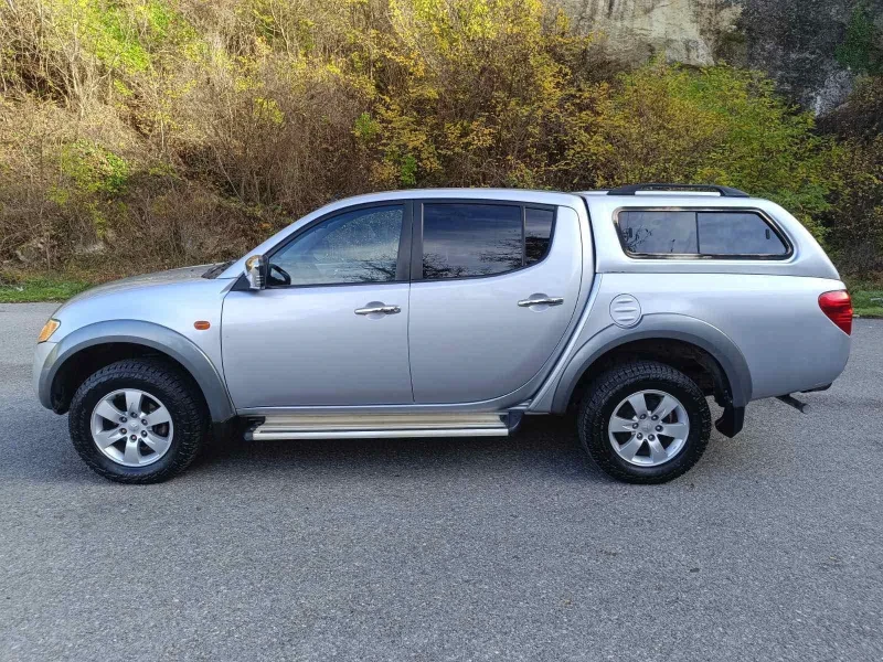 Mitsubishi L200, снимка 3 - Автомобили и джипове - 52745459