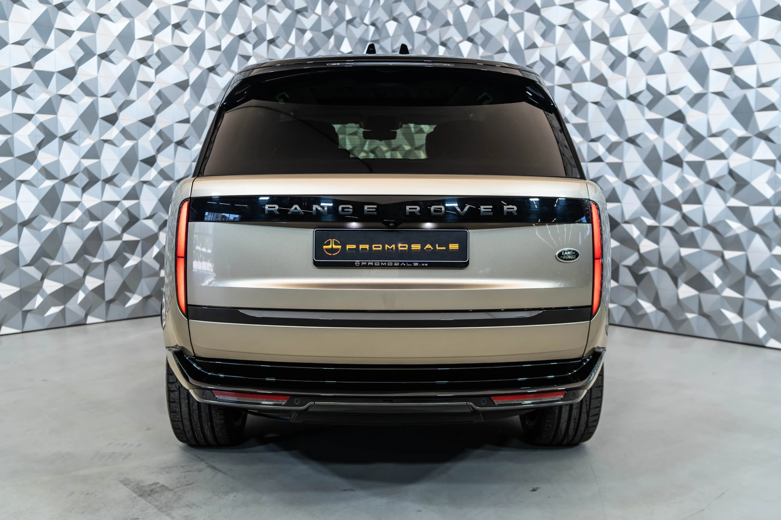 Land Rover Range rover D350* Монитори* 360* Пано* Meridian - изображение 5