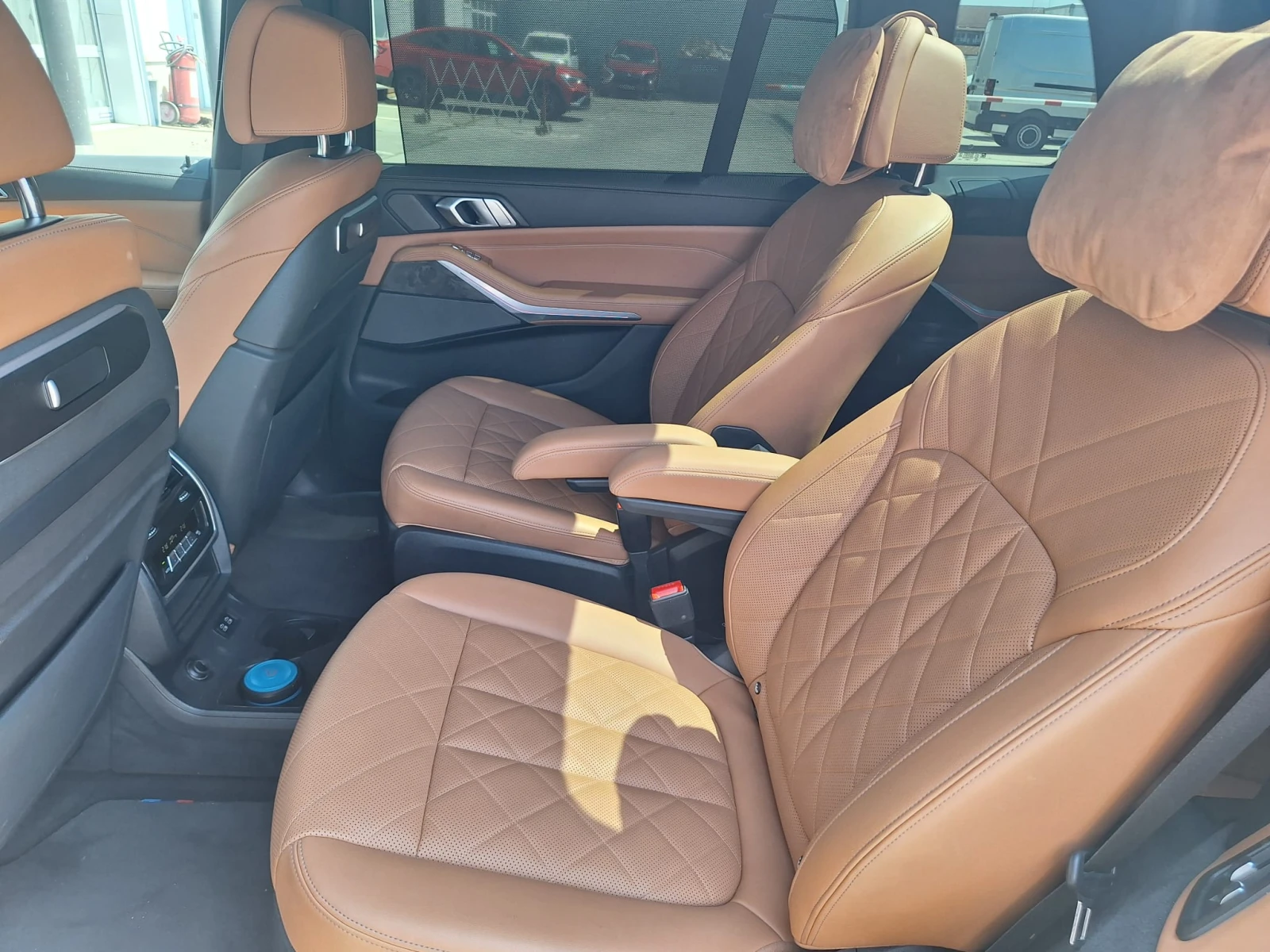 BMW X7 40i M-pack - изображение 10