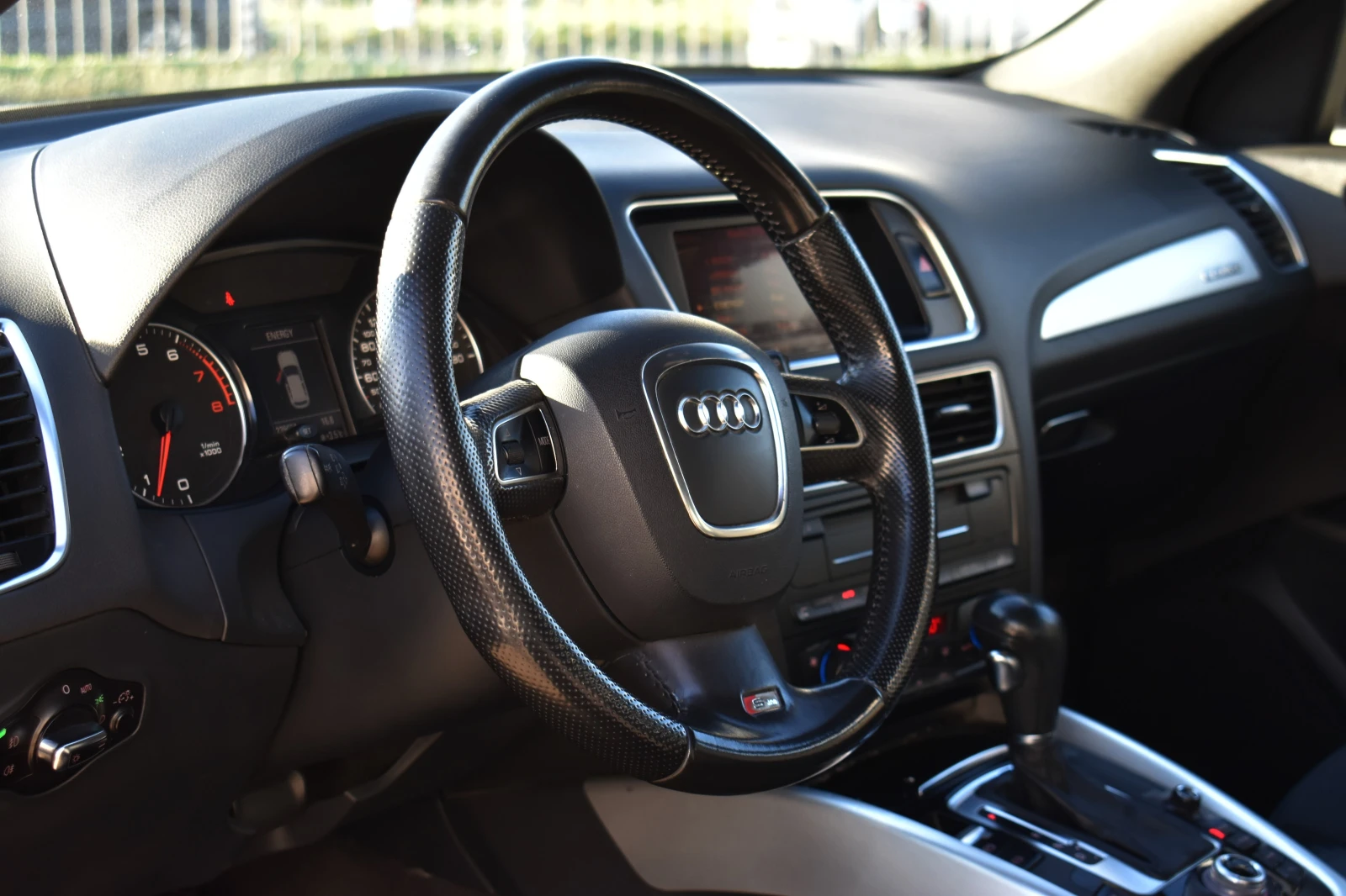 Audi Q5 2.0T* S-LINE - изображение 9