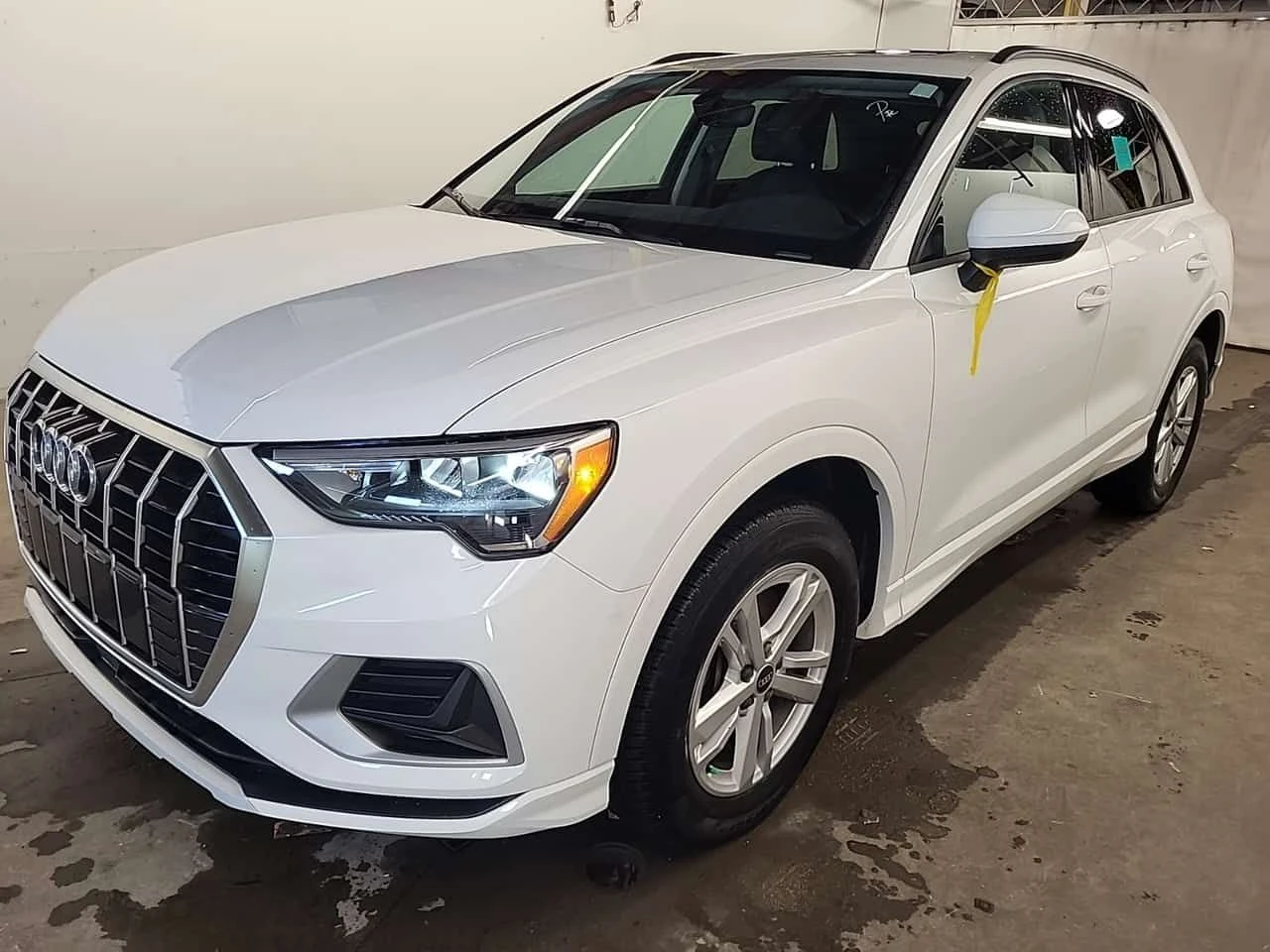 Audi Q3 * KOMFORT * PANO * KEYLESS * �������� * CARFAX | Mobile.bg � ����������� 1