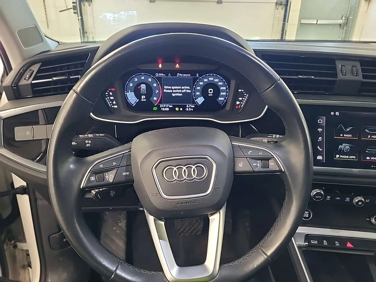 Audi Q3 * KOMFORT * PANO * KEYLESS * �������� * CARFAX | Mobile.bg � ����������� 11