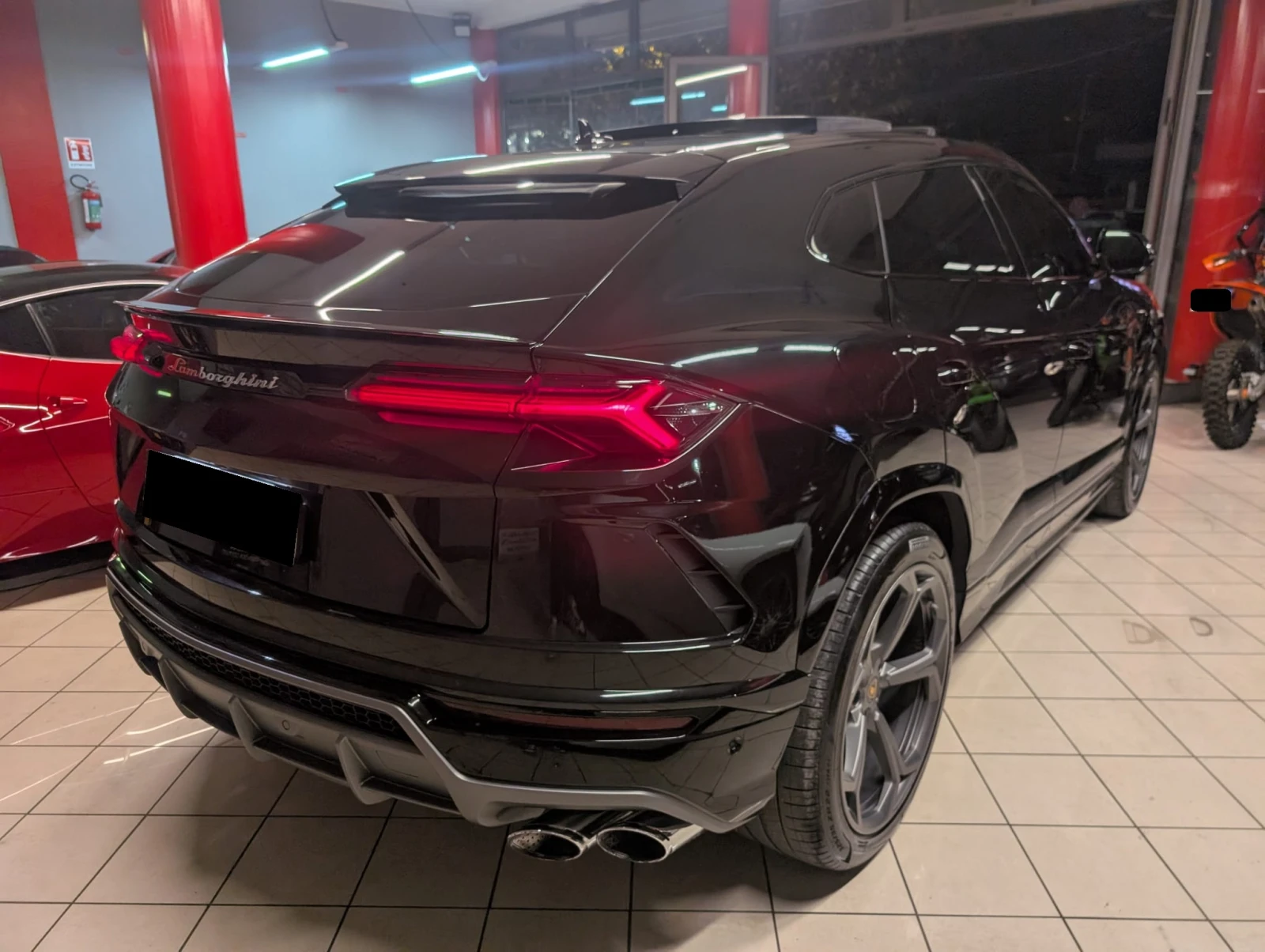 Lamborghini Urus 4.0 V8 4WD  - изображение 3
