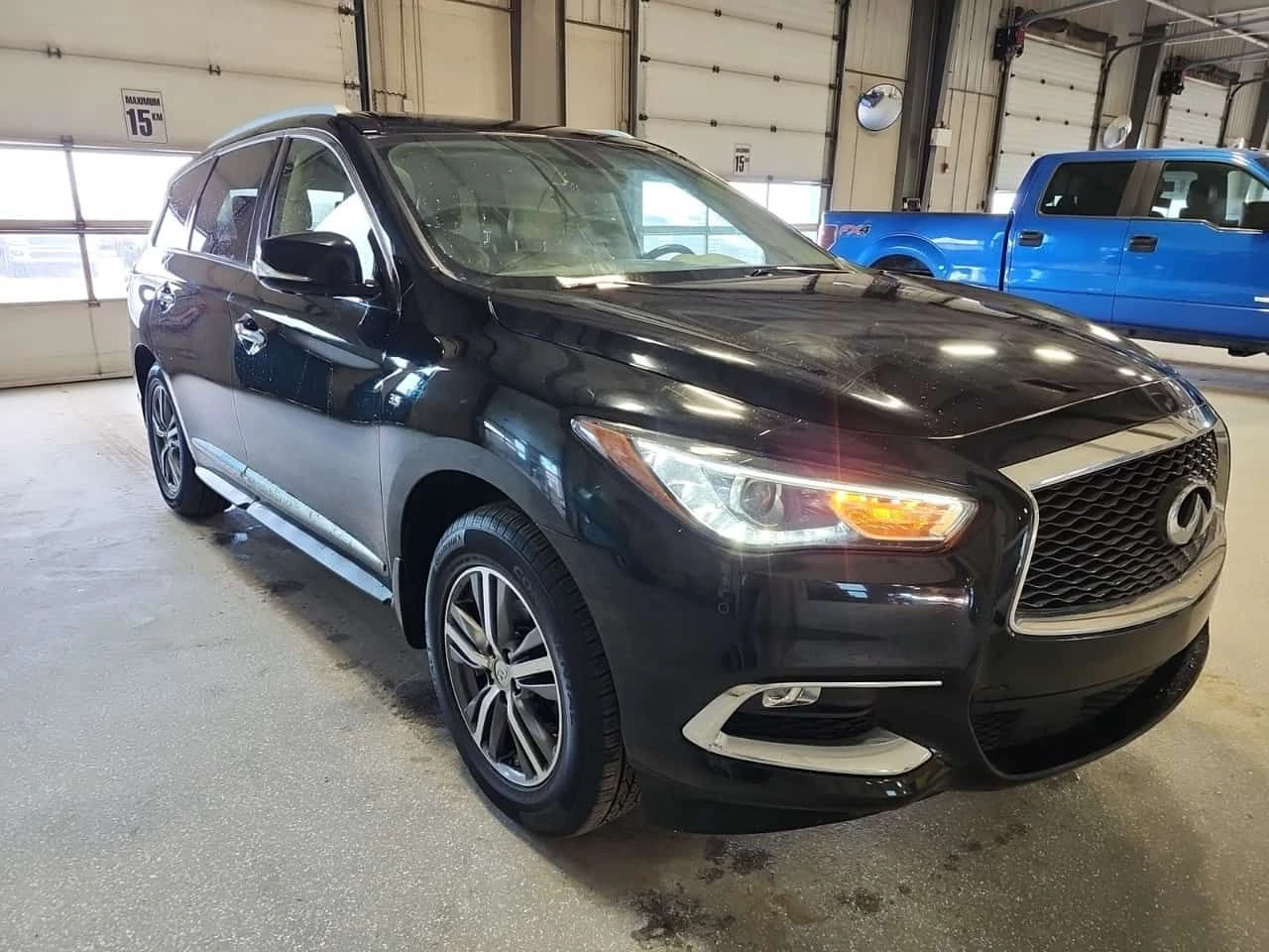 Infiniti QX60 PANORAMA| ПОДГРЕВИ| 2 КЛЮЧА| 7 МЕСТЕН| , снимка 2 - Автомобили и джипове - 54508229