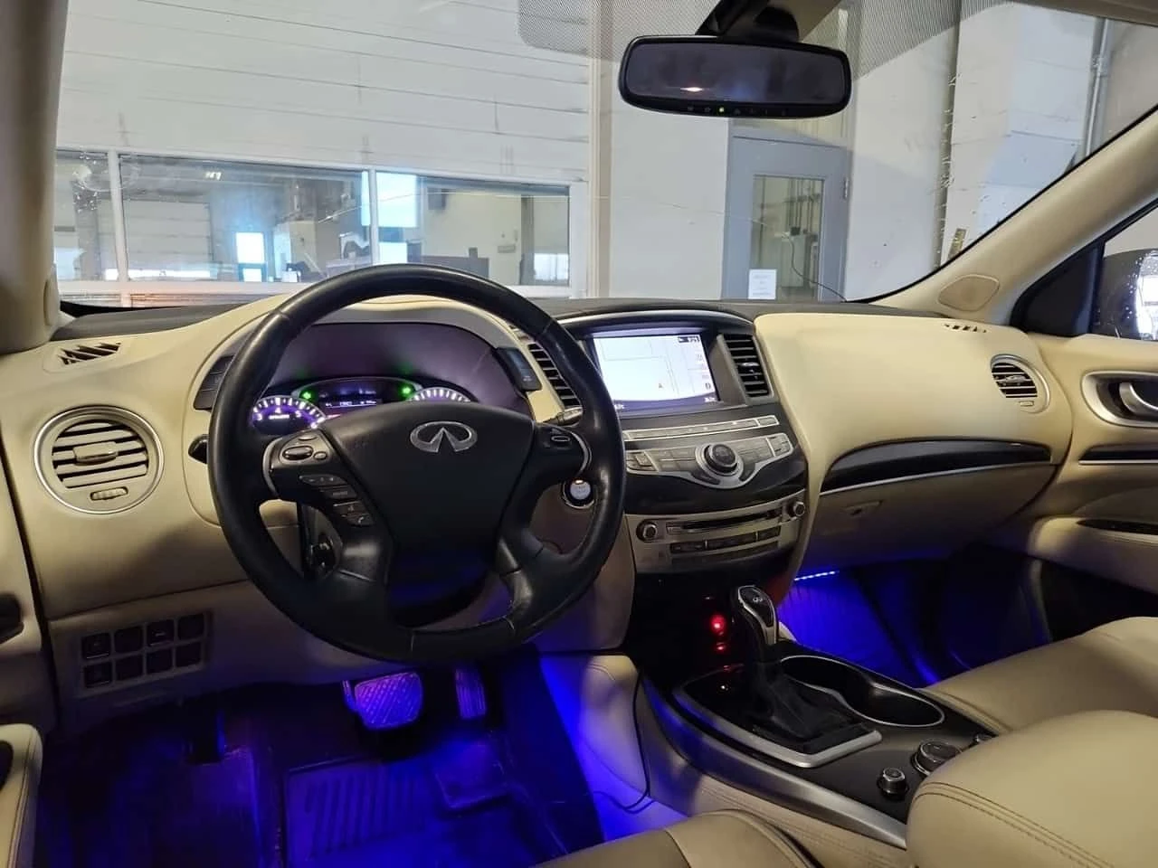 Infiniti QX60 PANORAMA| ПОДГРЕВИ| 2 КЛЮЧА| 7 МЕСТЕН| , снимка 8 - Автомобили и джипове - 54508229