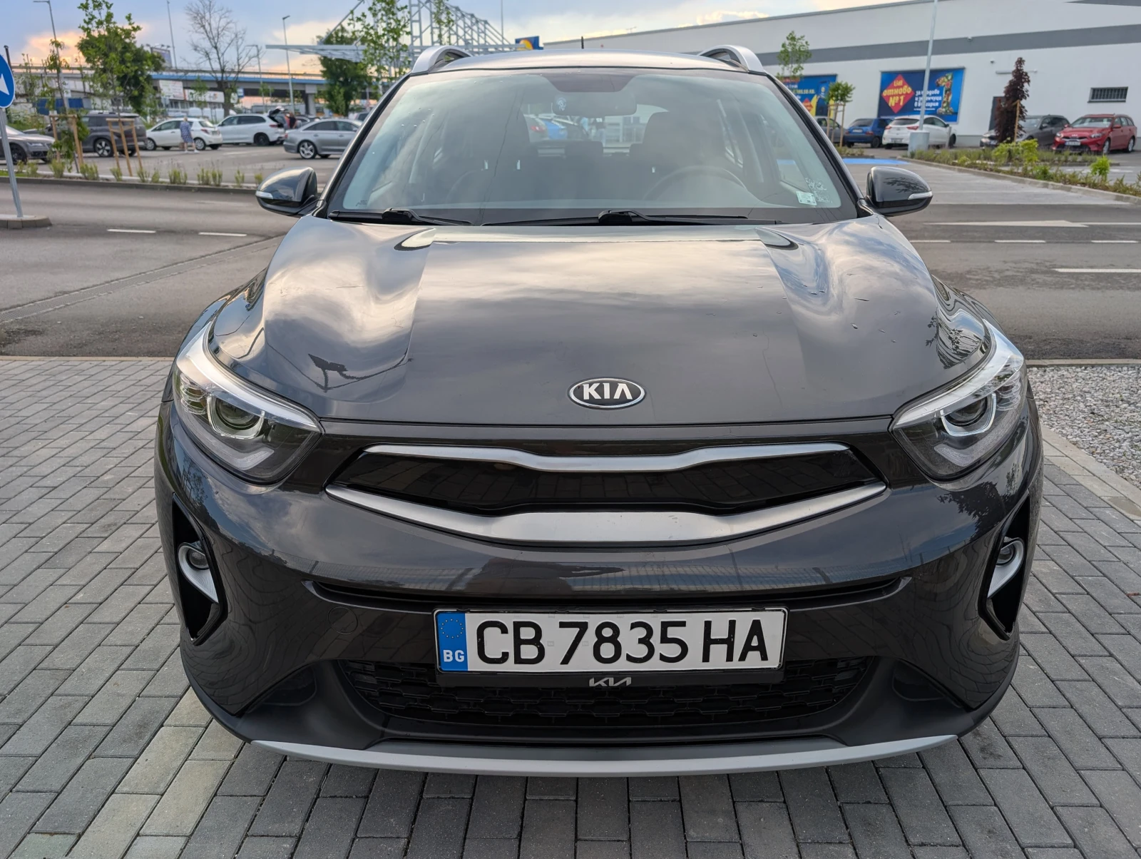 Kia Stonic 1.4mpi 4цилиндъра, снимка 2 - Автомобили и джипове - 54874025