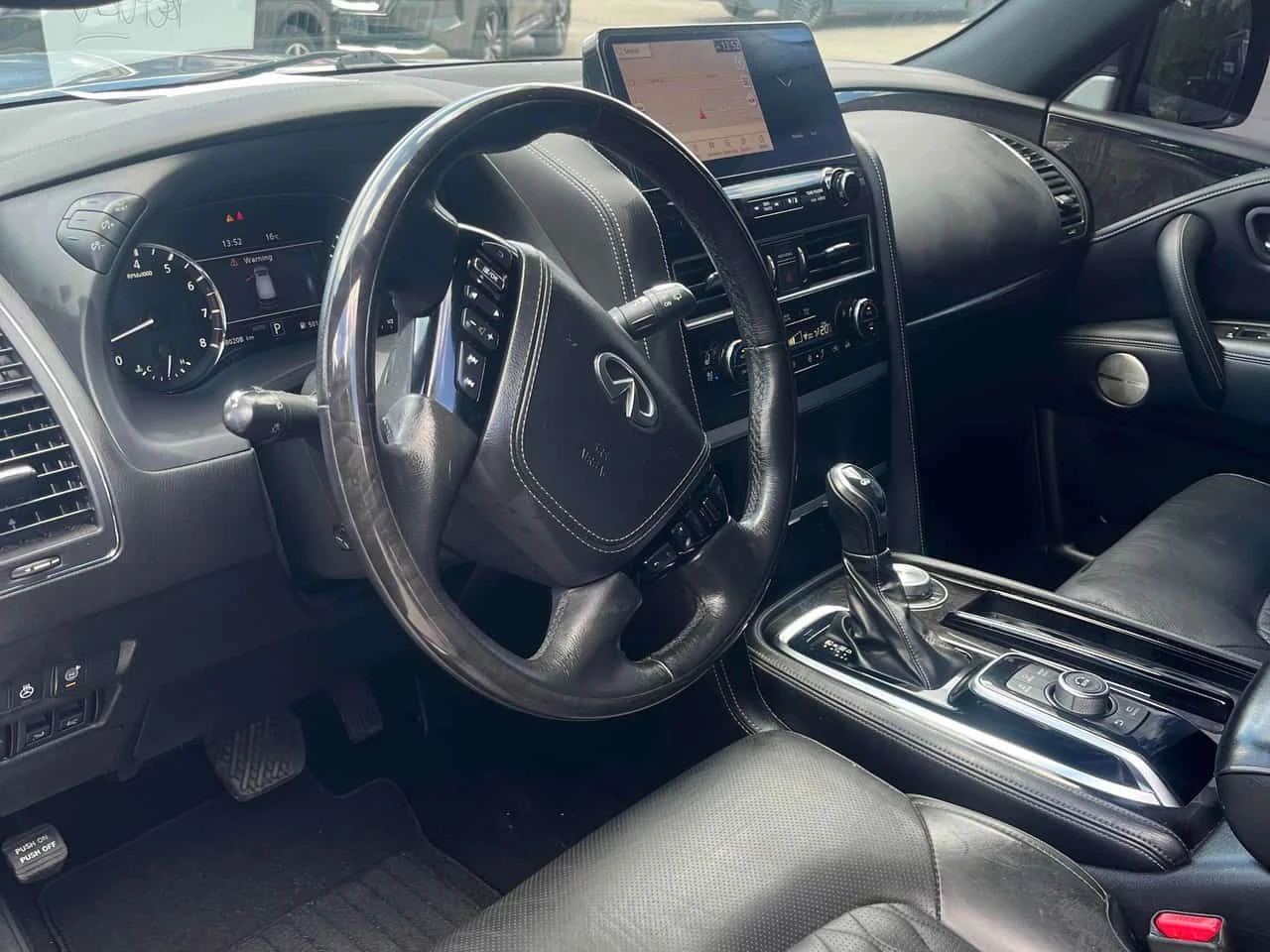 Infiniti QX80  ProACTIVE / 360 / DIS / Harman Kardon /АВТОКРЕДИТ, снимка 5 - Автомобили и джипове - 54919944