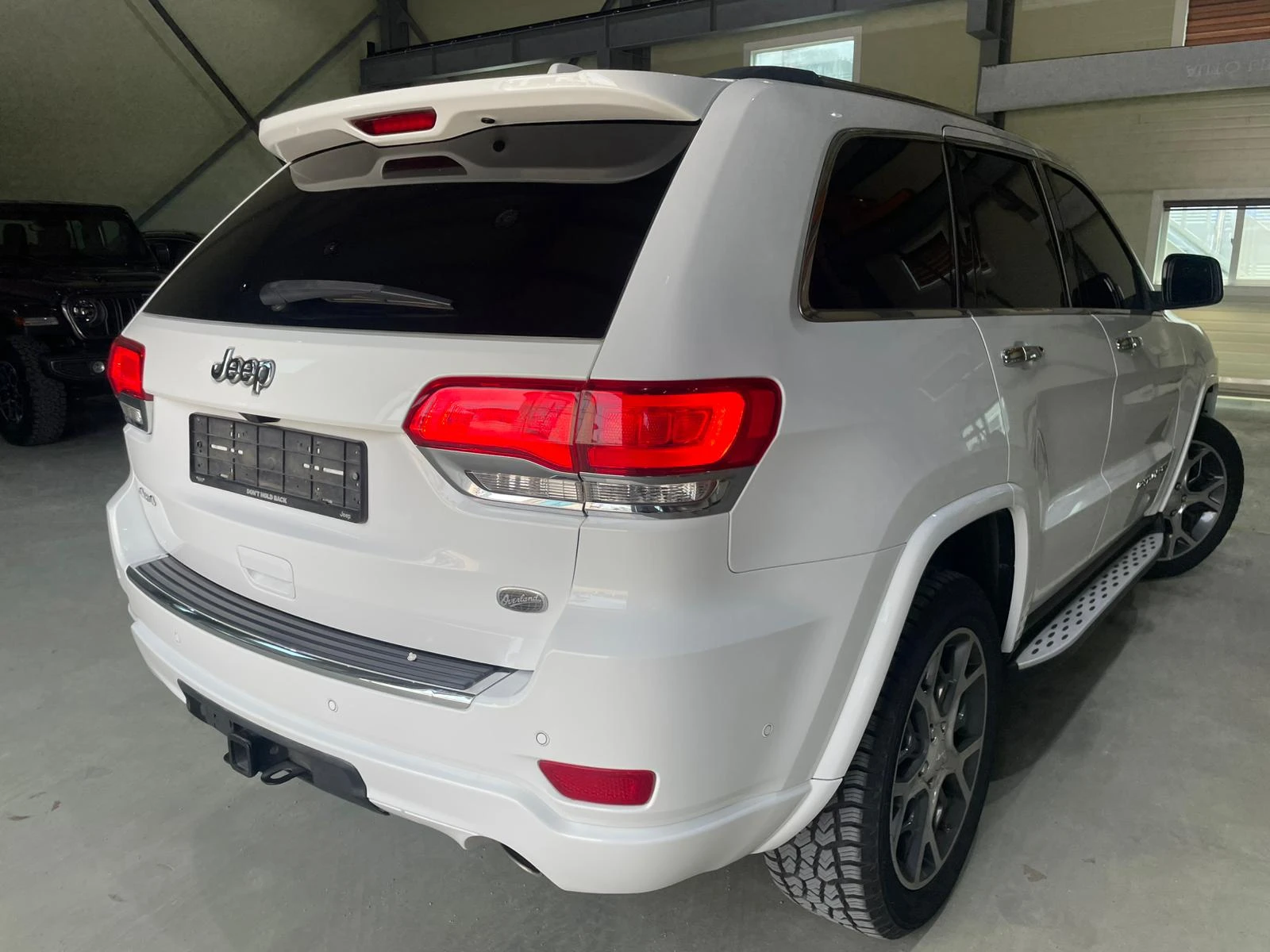 Jeep Grand cherokee 3.6 V6 ! Overland !, снимка 4 - Автомобили и джипове - 55275382