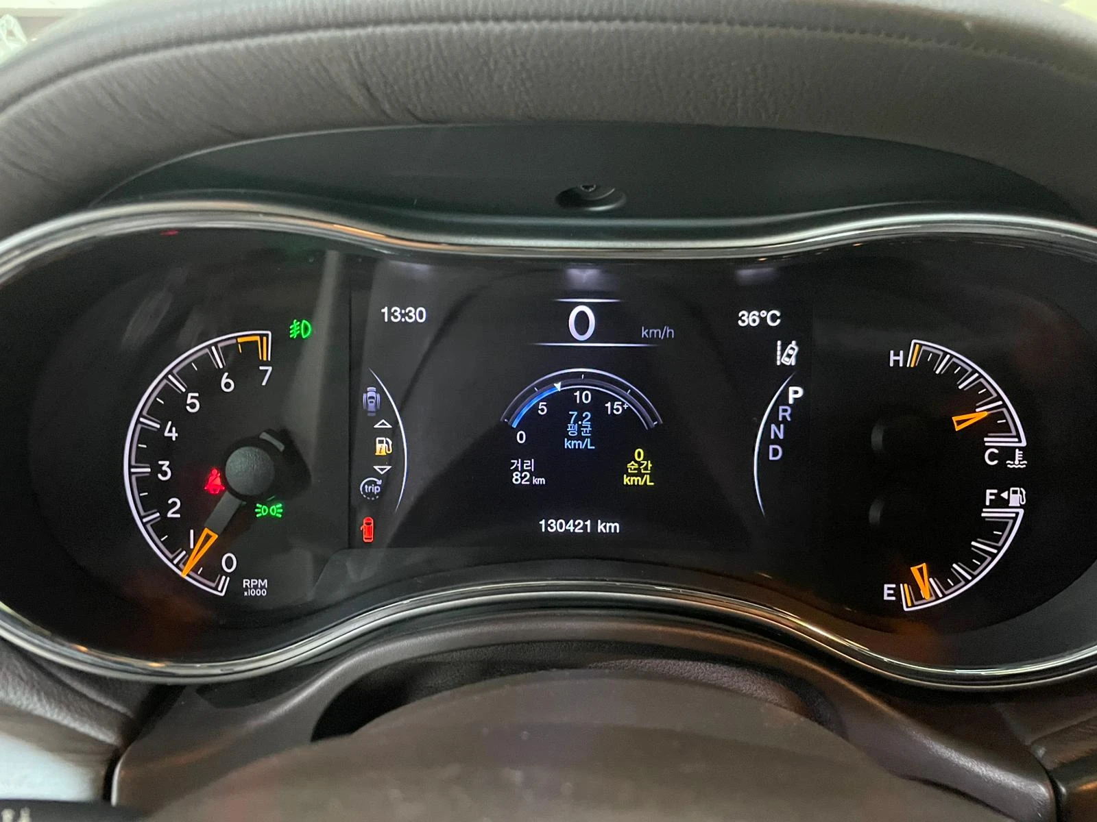 Jeep Grand cherokee 3.6 V6 ! Overland !, снимка 13 - Автомобили и джипове - 55275382
