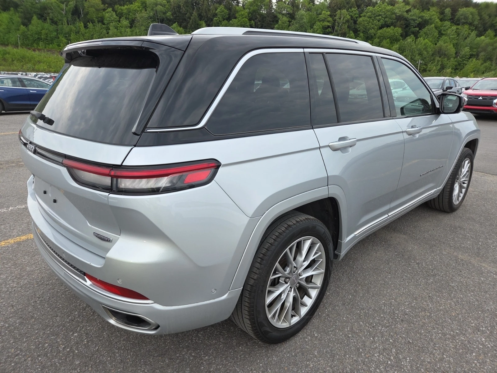 Jeep Grand cherokee SUMMIT * 5.7 HEMI * AWD * 360 CAMERA * CARFAX *  | Mobile.bg � ����������� 3