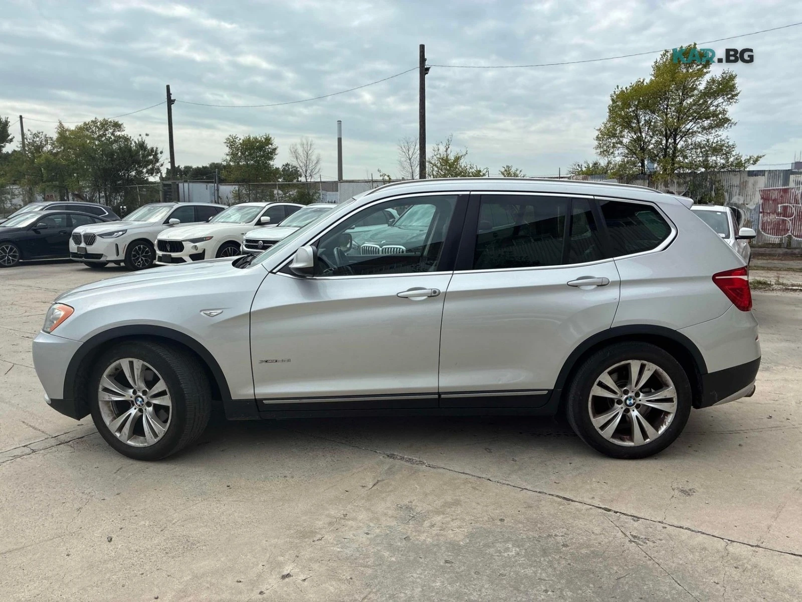 BMW X3 xDrive35i * Pano * АвтоКредит * (ЦЕНА ДО БГ), снимка 2 - Автомобили и джипове - 56136374