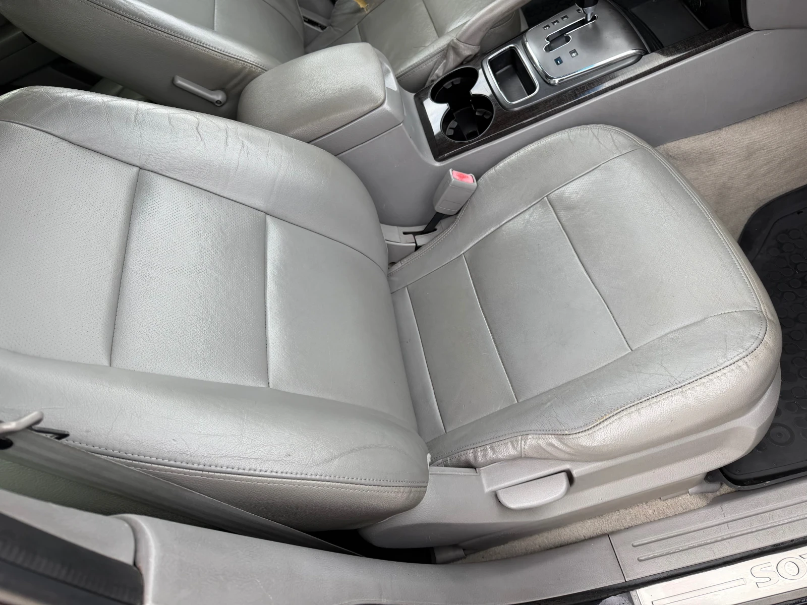 Kia Sorento Facelift Automatic 4x4 , снимка 9 - Автомобили и джипове - 56240279