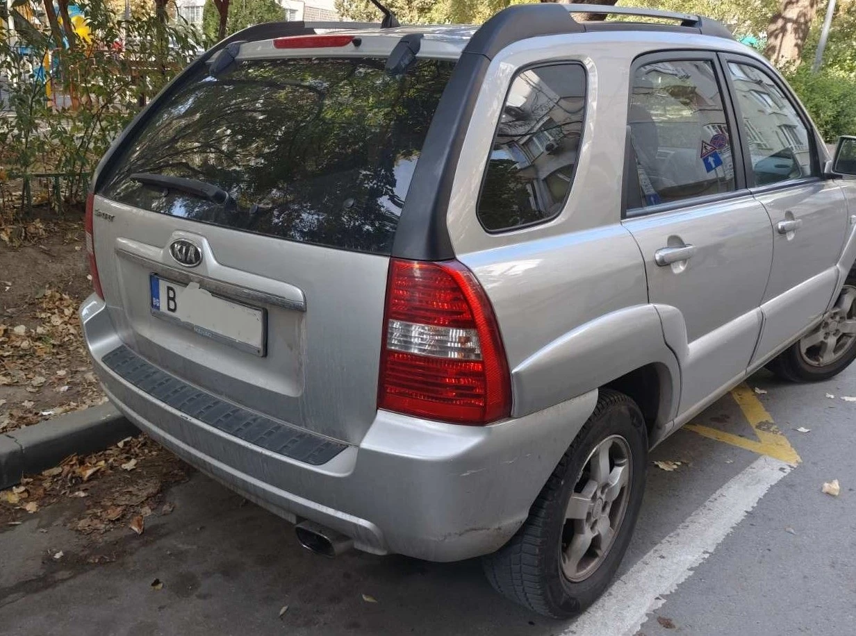 Kia Sportage, снимка 2 - Автомобили и джипове - 56587550