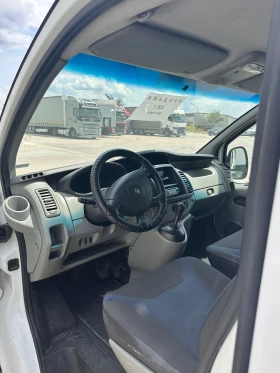 Renault Trafic 2.5 dci, снимка 10