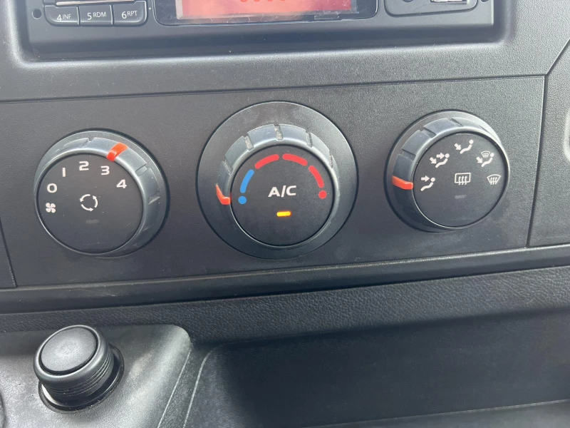 Renault Master L3H2 2.3 dCi / 130 к.с., снимка 13 - Бусове и автобуси - 50207978