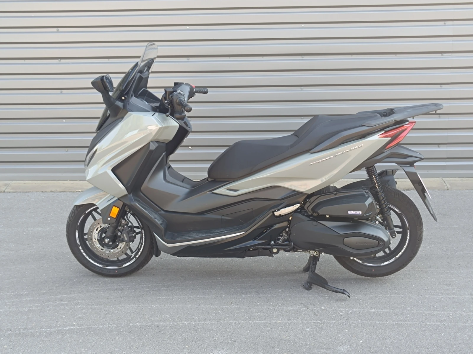 Honda Forza 350, снимка 4 - Мотоциклети и мототехника - 55751353