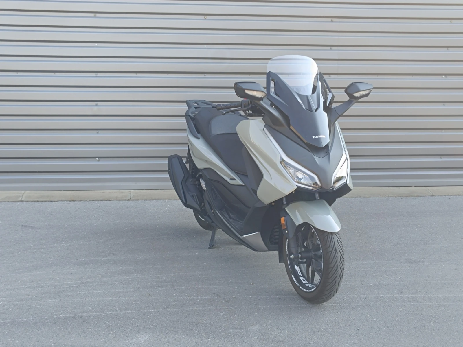 Honda Forza 350