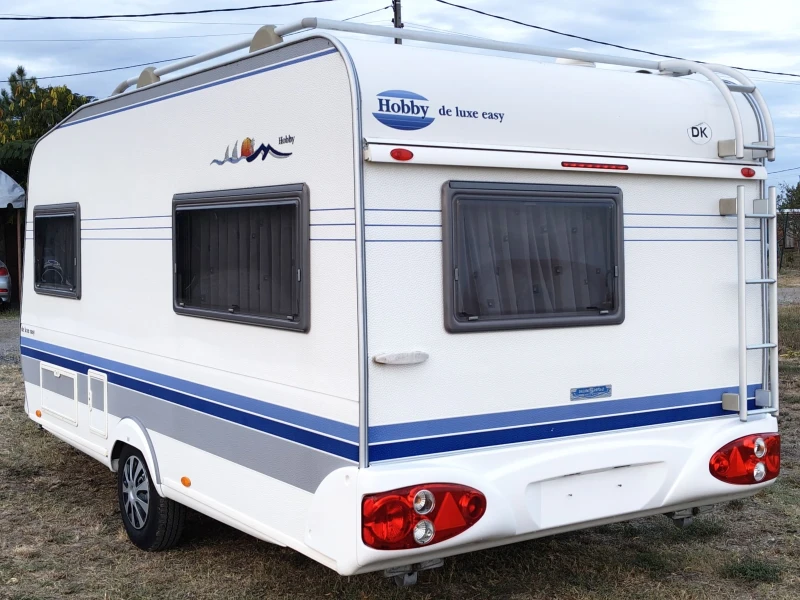 Каравана Hobby DЕ LUXE EASY 450//ФОРСЕЛТ//ФРЕНСКА//WC, снимка 3 - Каравани и кемпери - 51851292