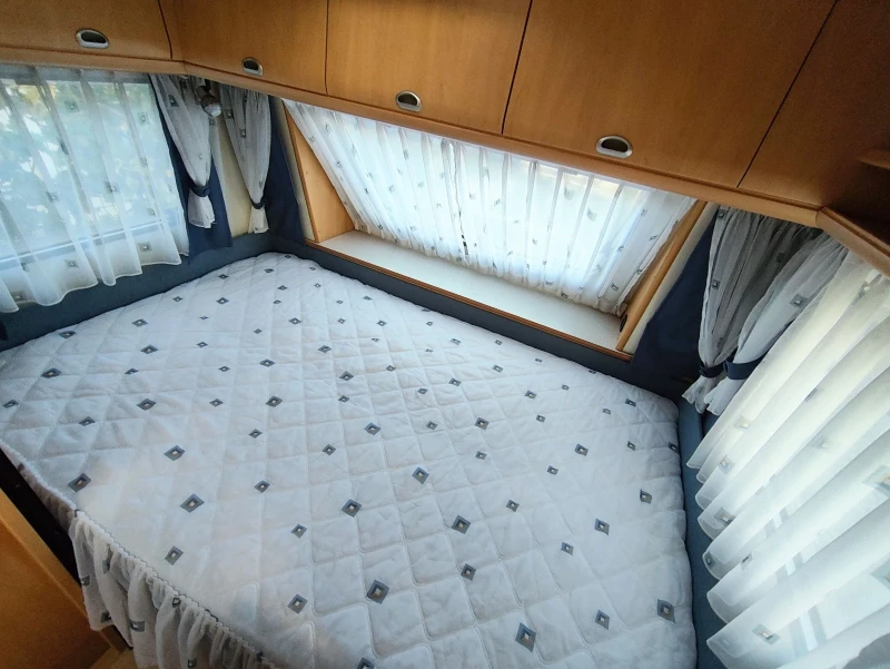 Каравана Hobby DЕ LUXE EASY 450//ФОРСЕЛТ//ФРЕНСКА//WC, снимка 10 - Каравани и кемпери - 51851292