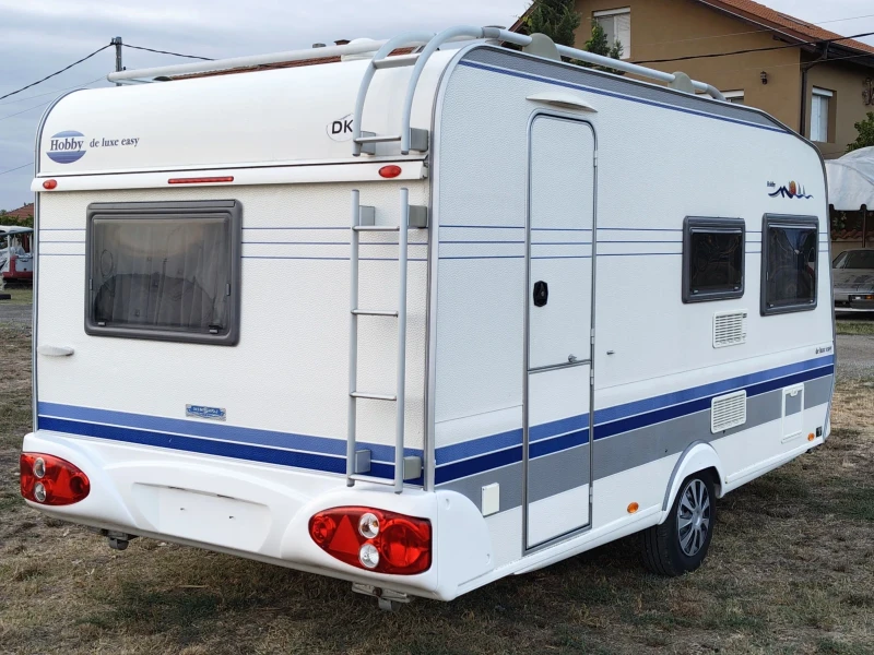 Каравана Hobby DЕ LUXE EASY 450//ФОРСЕЛТ//ФРЕНСКА//WC, снимка 4 - Каравани и кемпери - 51851292