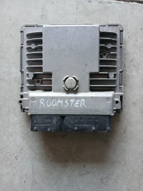 03F 906 070 EE Компютър SKODA Roomster , снимка 2