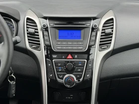 Hyundai I30 1.6CRDi, LED, * 118 000км* EURO 6B! KTEO OK! ТОП!, снимка 10