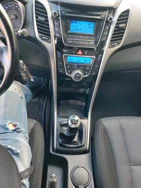 Hyundai I30 1.6i, 6ск, става за газ, снимка 5