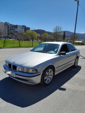 BMW 520, снимка 1 - Автомобили и джипове - 45455252