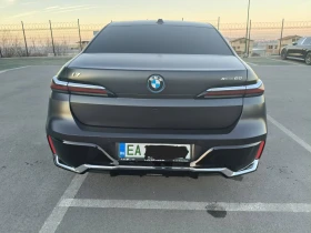 BMW i7 M пакет, хDrive60, PANORAMA, TV, FULL, Уникат, снимка 3