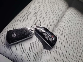 VW ID.4 PRO * PANORAMA* LANE ASSIST* ПОДГРЕВИ* CARFAX *  - 18600 € / 36378.44 лв. - 24028650 10