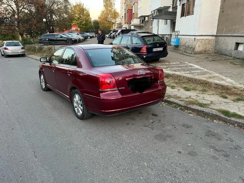 Toyota Avensis 1.8, снимка 4 - Автомобили и джипове - 47737157