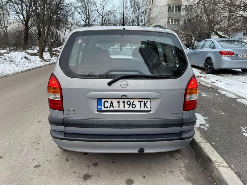 Opel Zafira, снимка 4 - Автомобили и джипове - 48731036