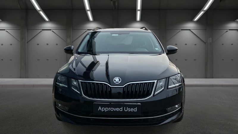 Skoda Octavia 2.0 TDi DSG Style, Месечна вноска от 460 лв., снимка 8 - Автомобили и джипове - 49557375