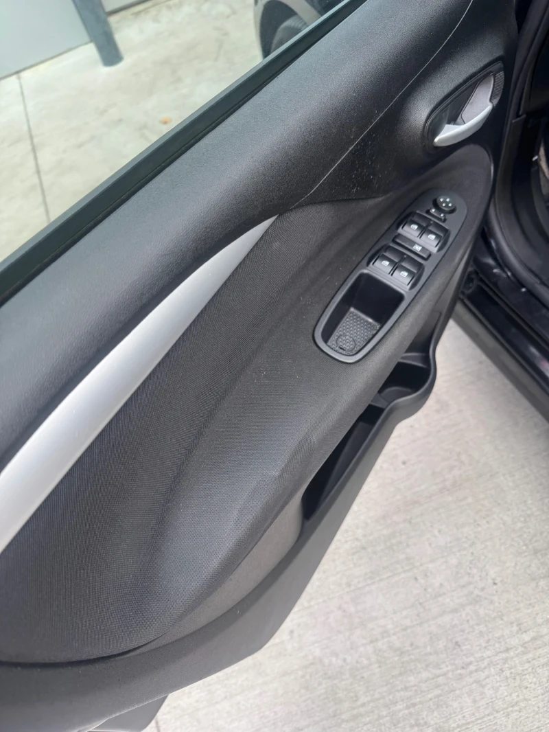 Fiat Punto, снимка 8 - Автомобили и джипове - 51128335