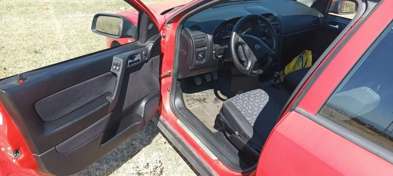 Opel Astra 1, 6 mono, снимка 5 - Автомобили и джипове - 51327181