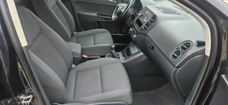 VW Golf Plus 1.6 TDI, 90к.с, снимка 9 - Автомобили и джипове - 52886742