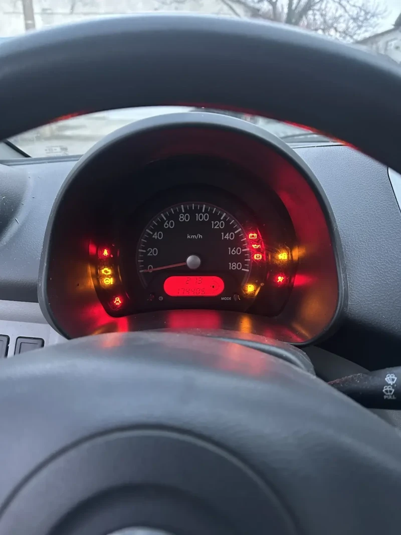 Nissan Pixo, снимка 7 - Автомобили и джипове - 53487204