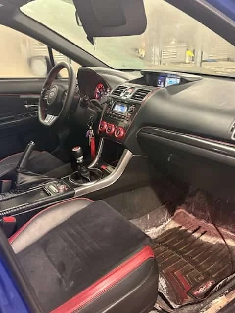 Subaru WRX * 4dr Sdn STI Man w/Sport Pkg* ПОДГРЕВ* КЕЙЛЕСС*  - изображение 9