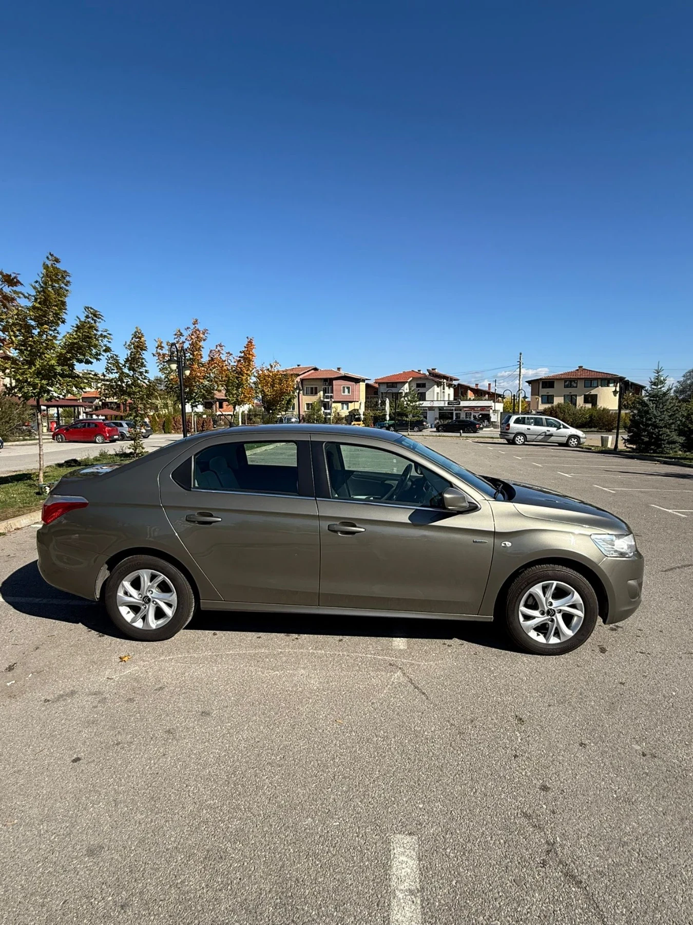 Citroen C-Elysee 1.6 VTi Exclusive, снимка 1