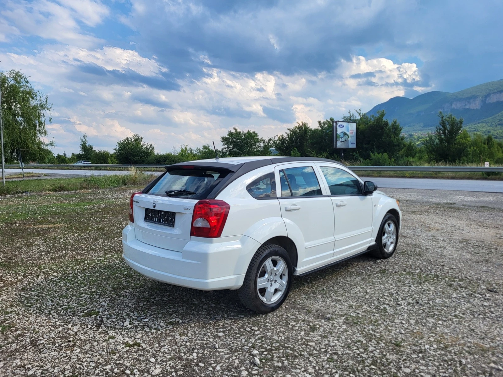 Dodge Caliber 1.8i - изображение 5